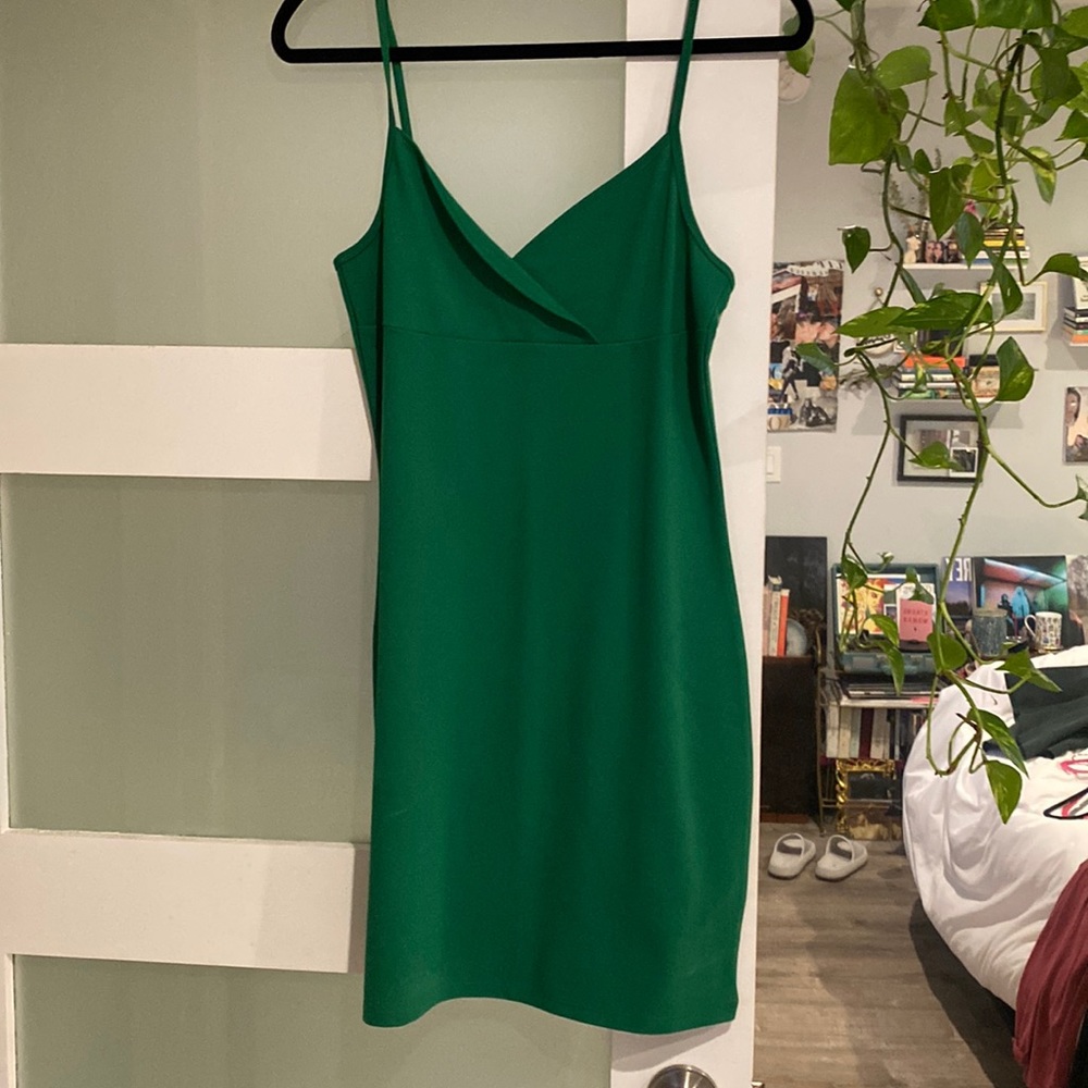 Aritzia Green Form Fitting Dress